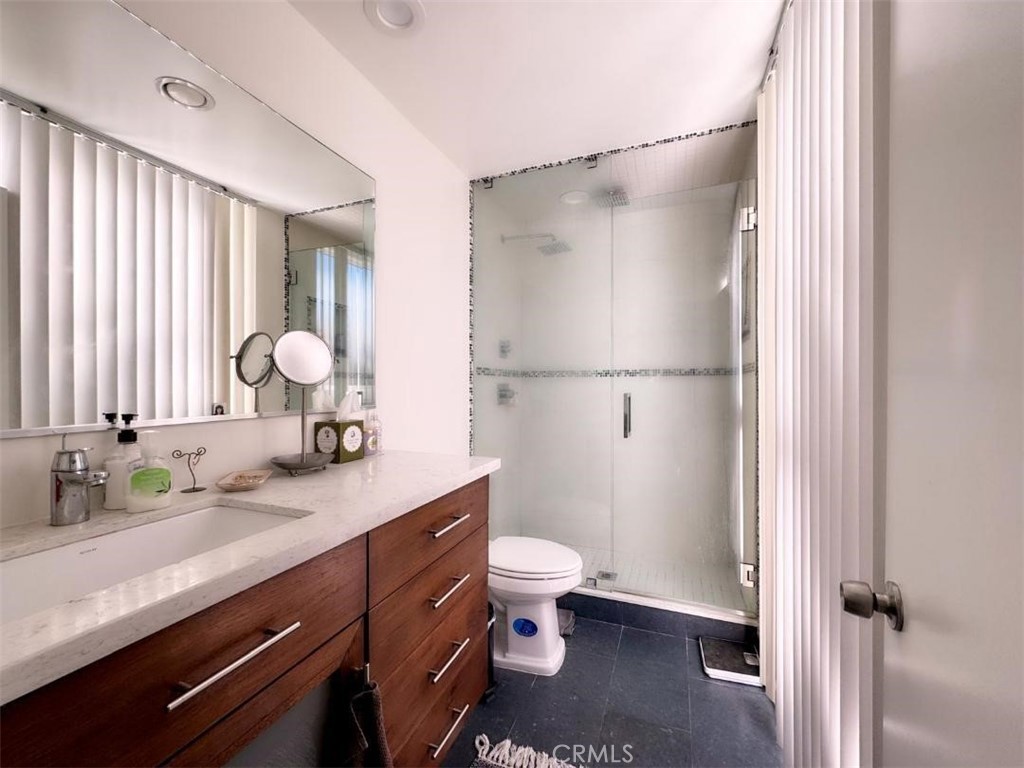 1803 E Ocean Boulevard 201