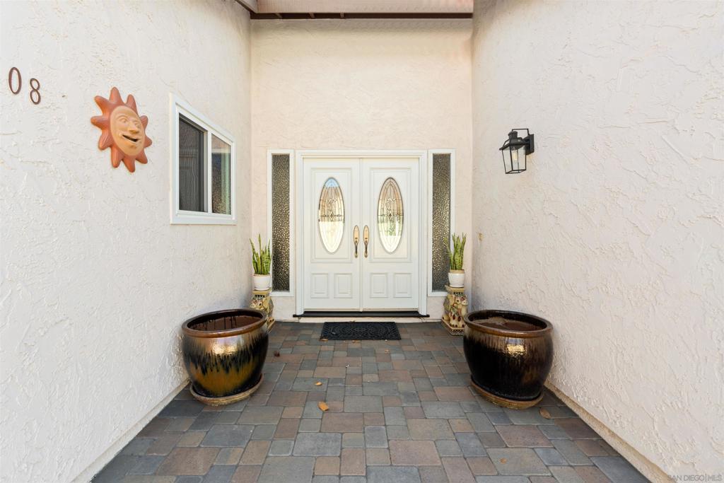 5208 Cezanne ln