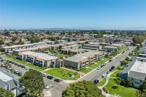 Photo of 17230 San Mateo St #20, Fountain Valley, CA 92708 (MLS # WS26075299)