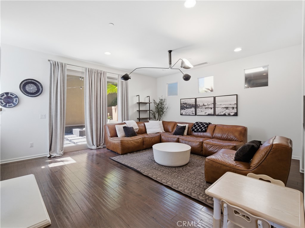 28251 Via Del Mar