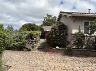 27000 Almaden Court