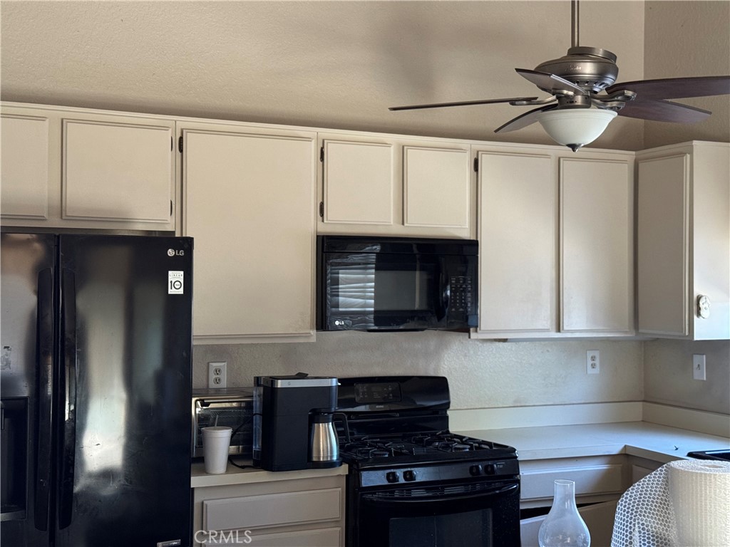 10669 Wildrose Drive