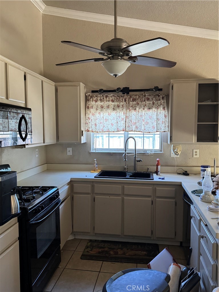 10669 Wildrose Drive