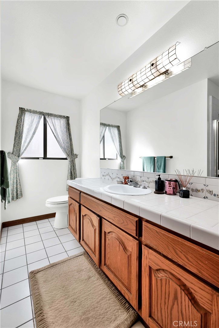 Los Caballeros (LCAB) - Residential Lease