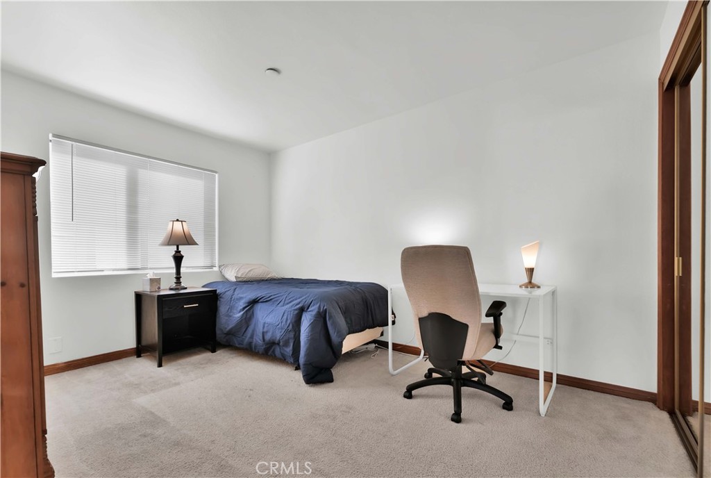 Los Caballeros (LCAB) - Residential Lease