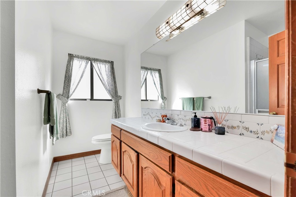 Los Caballeros (LCAB) - Residential Lease