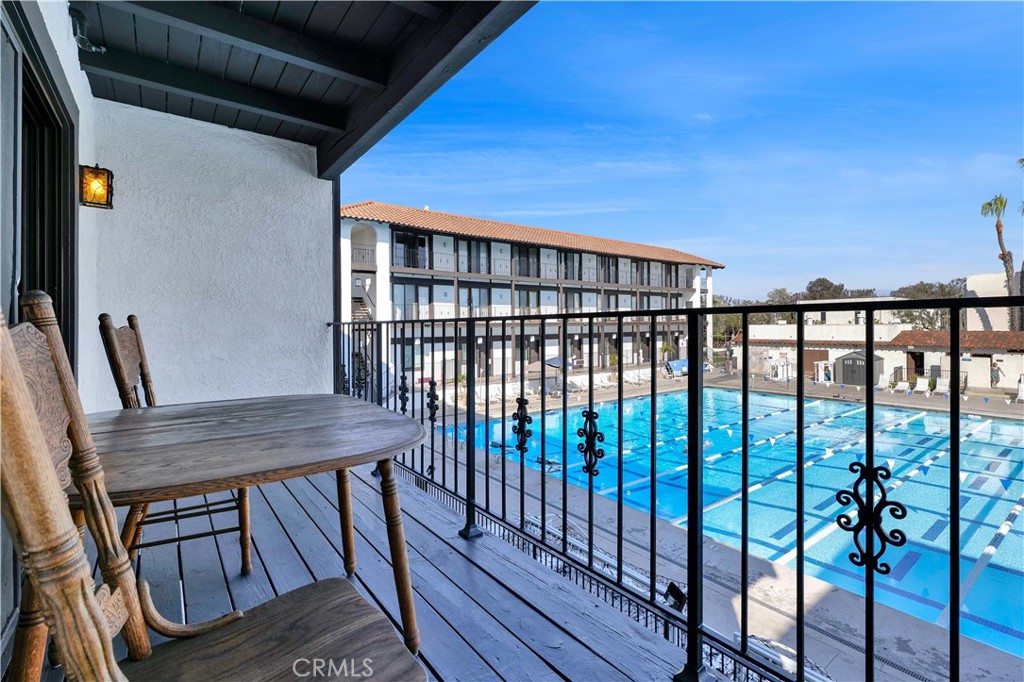 Los Caballeros (LCAB) - Residential Lease