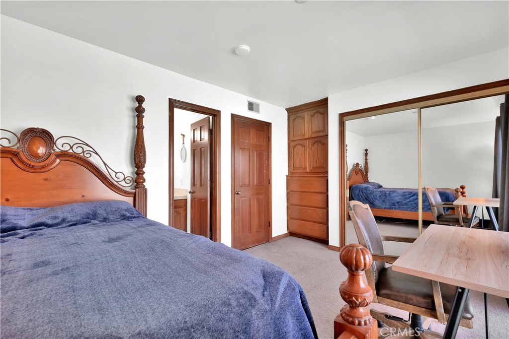 Los Caballeros (LCAB) - Residential Lease