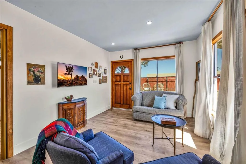 Joshua Tree, California 92252, United States, 1 Bedroom Bedrooms, ,1 BathroomBathrooms,Residential,Active,93063