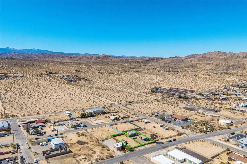 Joshua Tree, California 92252, United States, 1 Bedroom Bedrooms, ,1 BathroomBathrooms,Residential,Active,93063