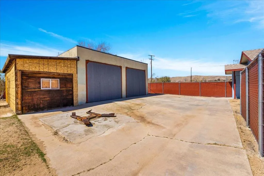 Joshua Tree, California 92252, United States, 1 Bedroom Bedrooms, ,1 BathroomBathrooms,Residential,Active,93063