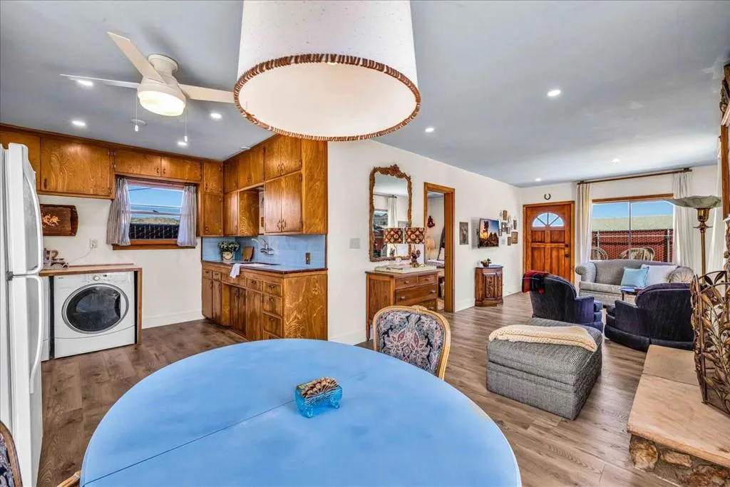 Joshua Tree, California 92252, United States, 1 Bedroom Bedrooms, ,1 BathroomBathrooms,Residential,Active,93063