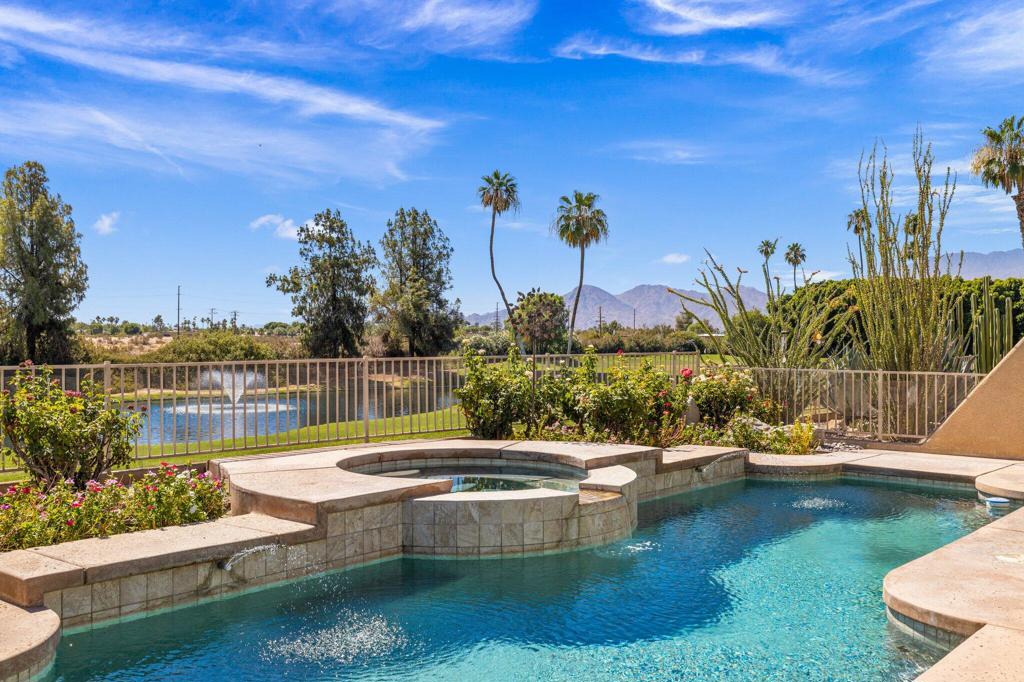 185 Kavenish Drive