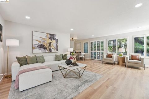 Photo of 153 Rubicon Cir Cir, Danville, CA 94526 (MLS # 41129935)