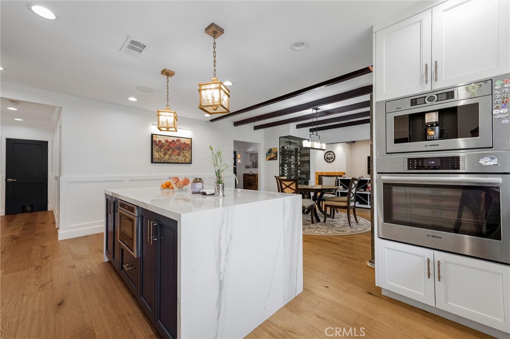 2528 N Orchard Drive