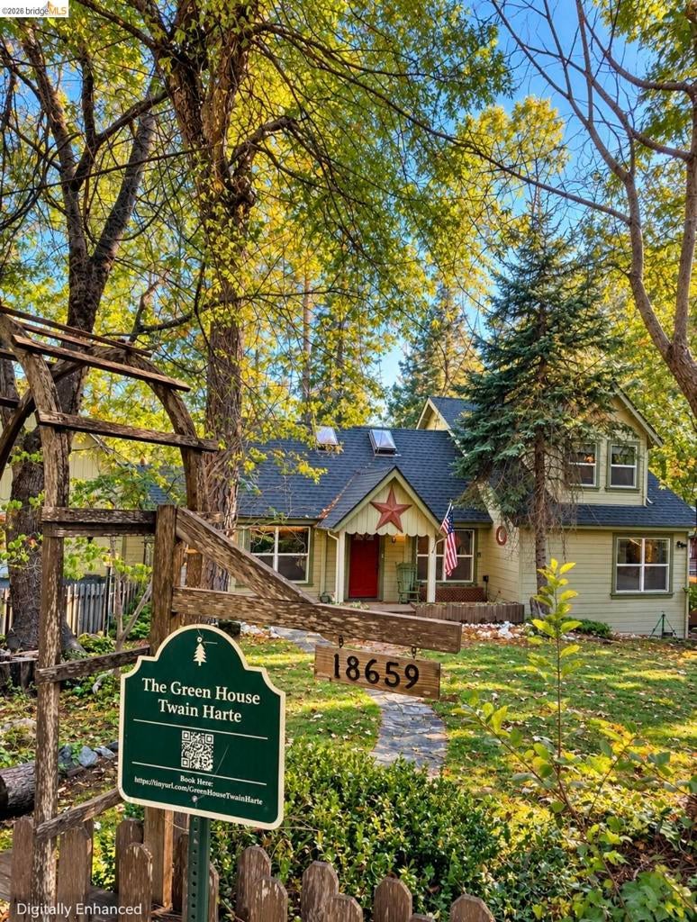18659 Cherokee Dr.