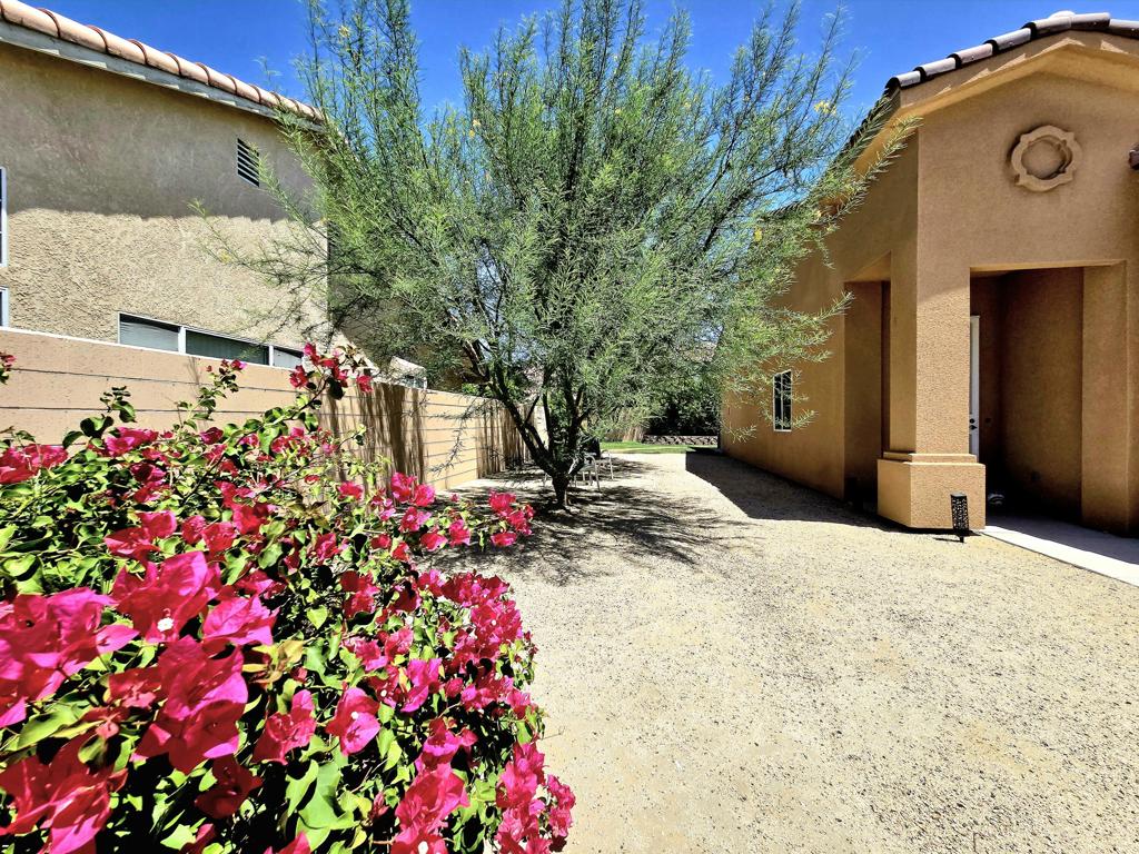 Properties 3 28300 Avenida Maravilla