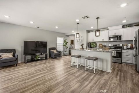 Tiny photo for 433 Willow DR, Perris, CA 92570 (MLS # SW26091874)