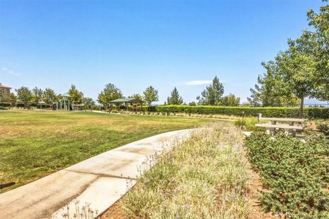 Tiny photo for 433 Willow DR, Perris, CA 92570 (MLS # SW26091874)