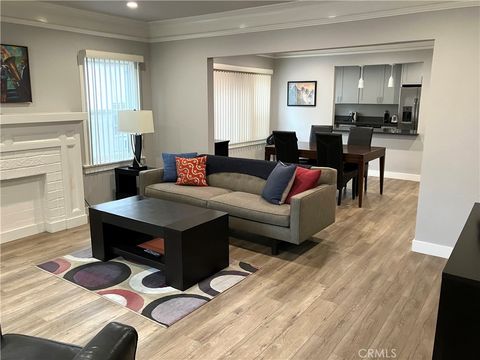 Photo of 2059 N Vermont Ave, Los Angeles, CA 90027 (MLS # SR26071813)