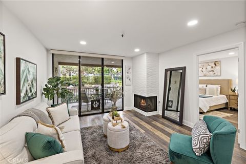 26701 Quail 143 Laguna Hills CA 92656