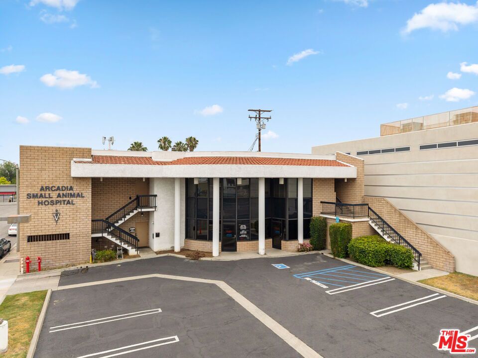 311 N Santa Anita Avenue