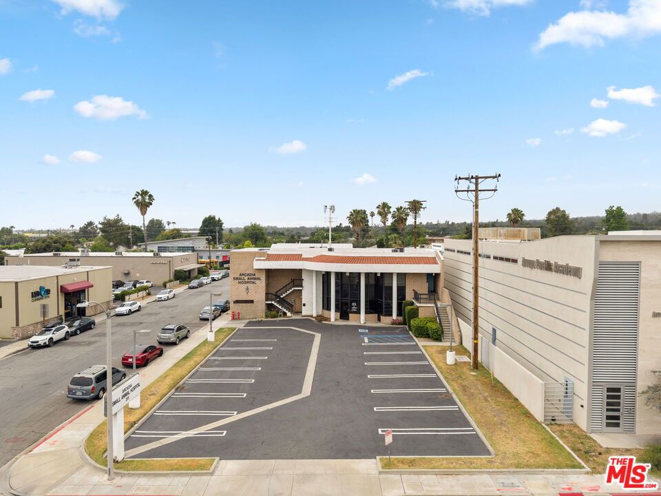 311 N Santa Anita Avenue
