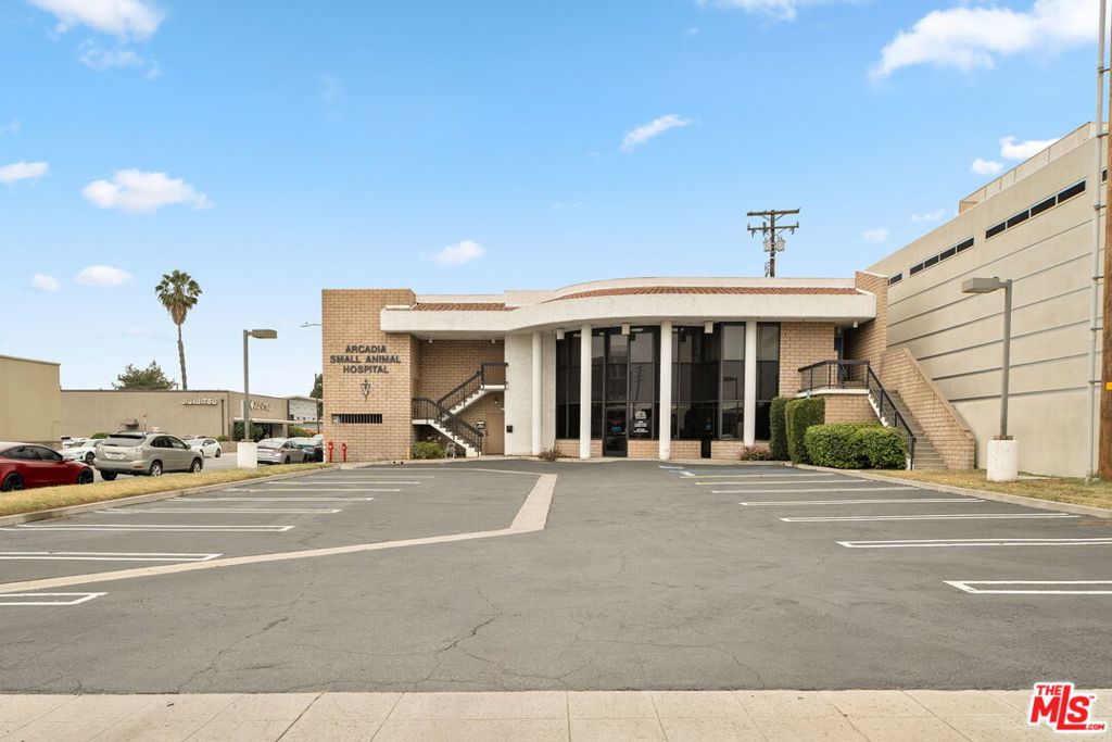 311 N Santa Anita Avenue