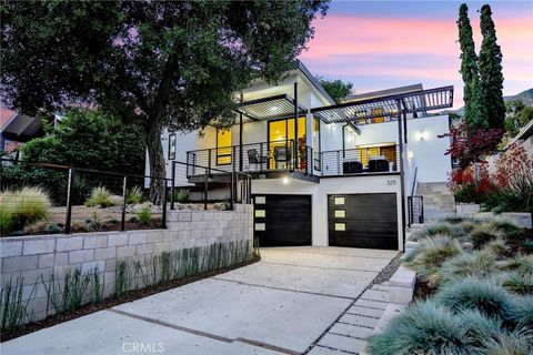 Photo of 325 W Grandview Avenue, Sierra Madre, CA 91024 (MLS # CV26073668)