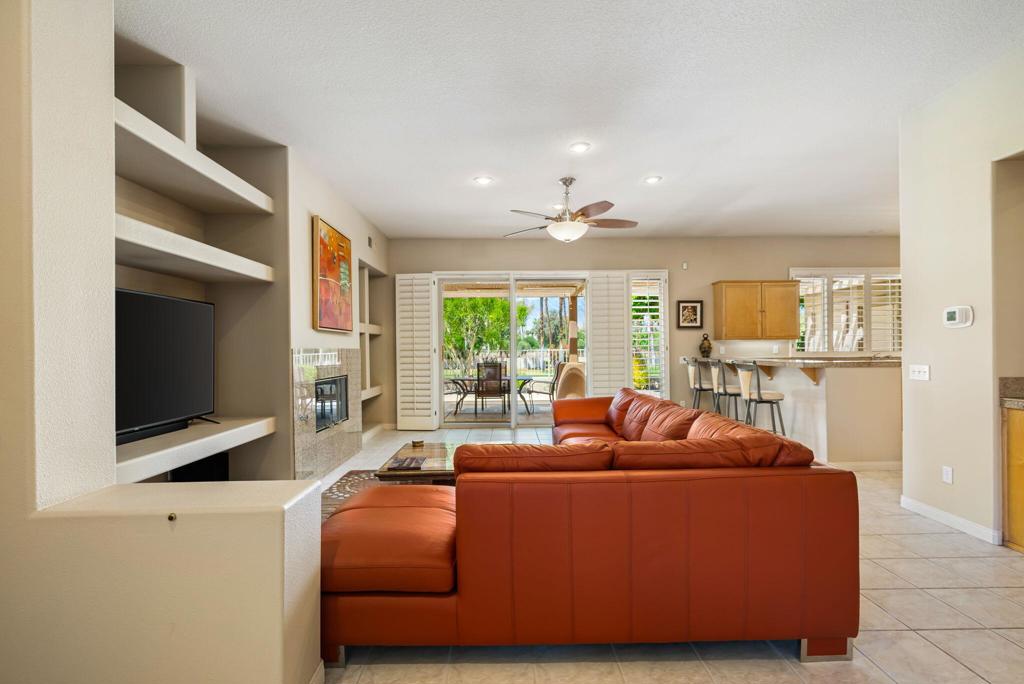 285 Kavenish Drive