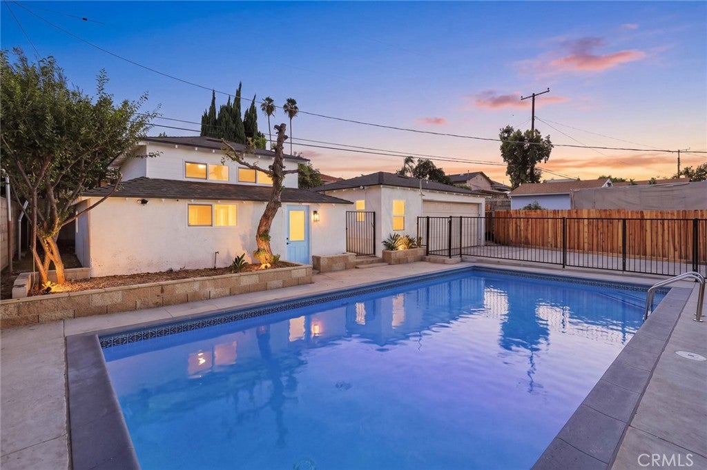 2133 Westminster