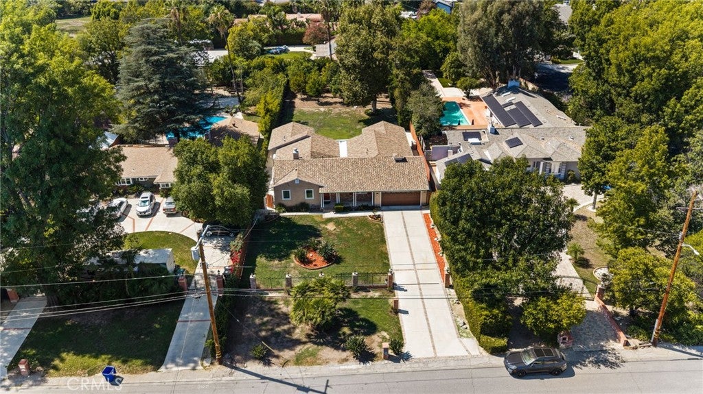 8847 White Oak Avenue