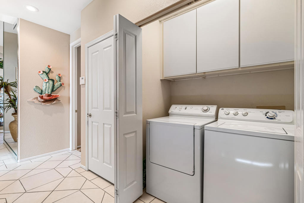 Oasis Country Club - Residential