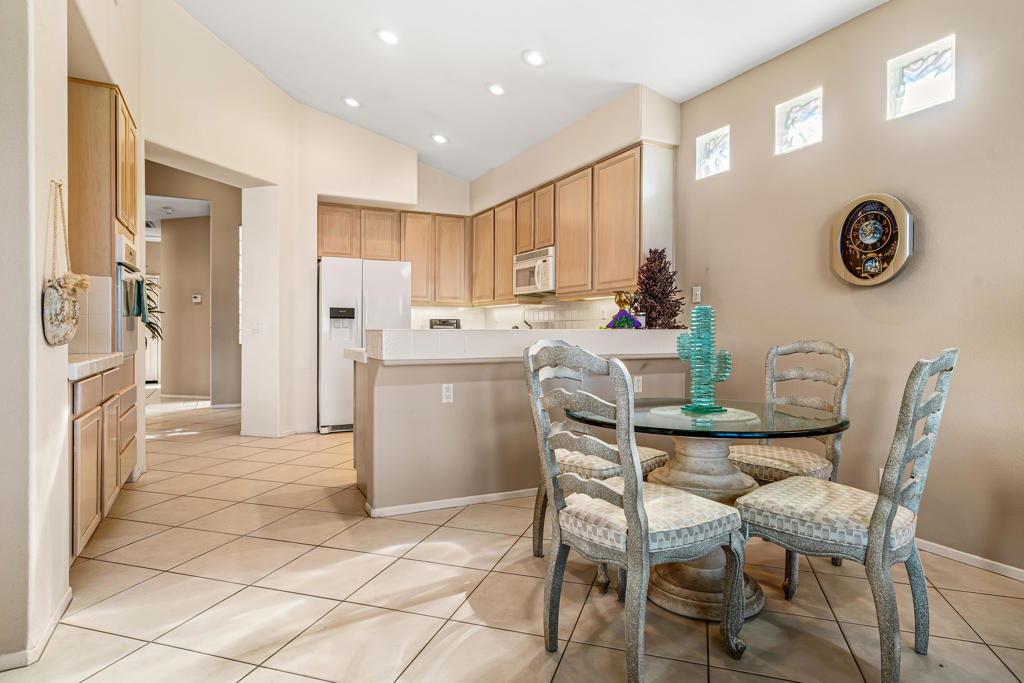 Oasis Country Club - Residential