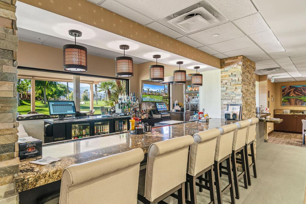 Oasis Country Club - Residential