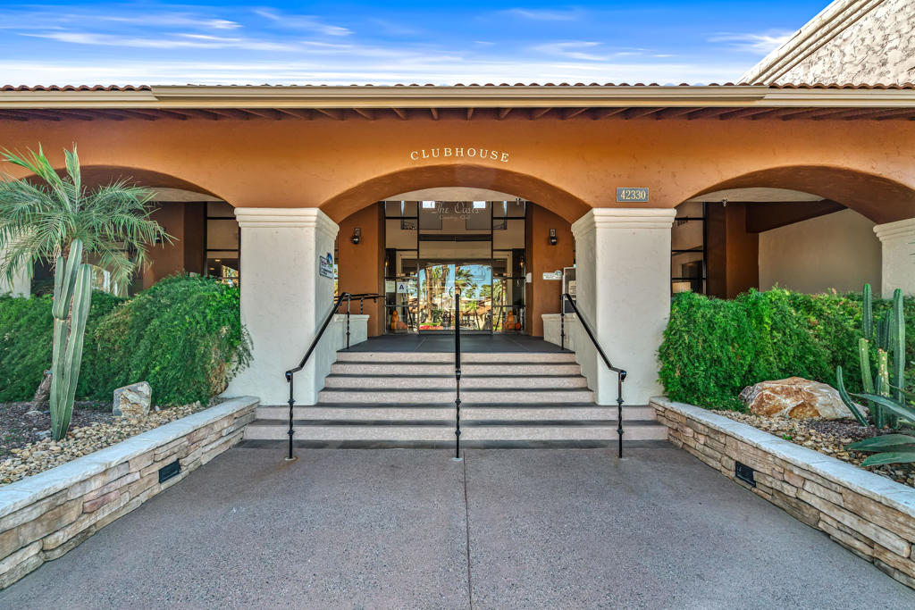 Oasis Country Club - Residential