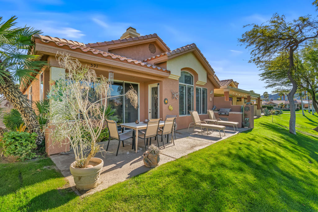 Oasis Country Club - Residential