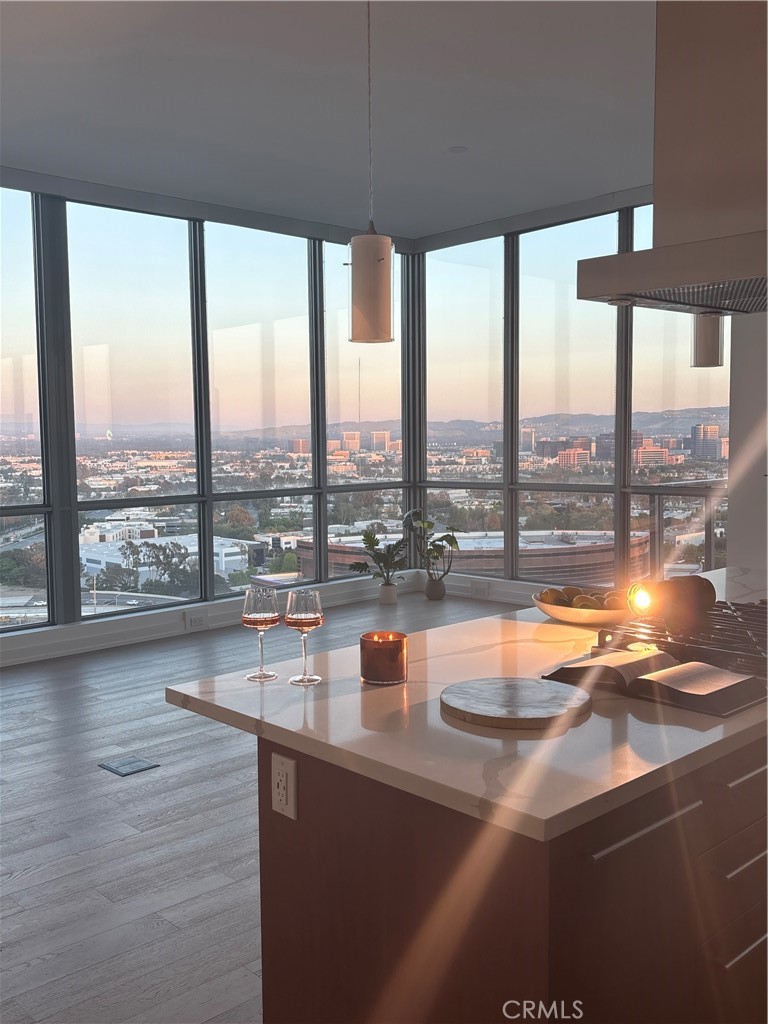 9 MacArthur Place 2102