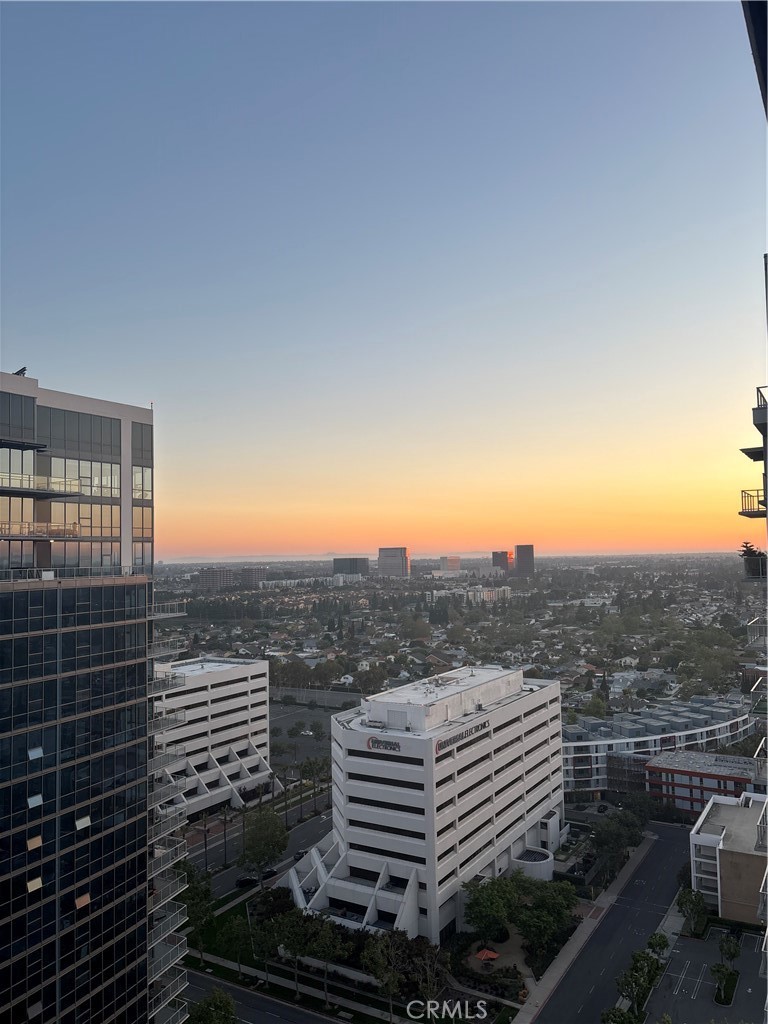 9 MacArthur Place 2102