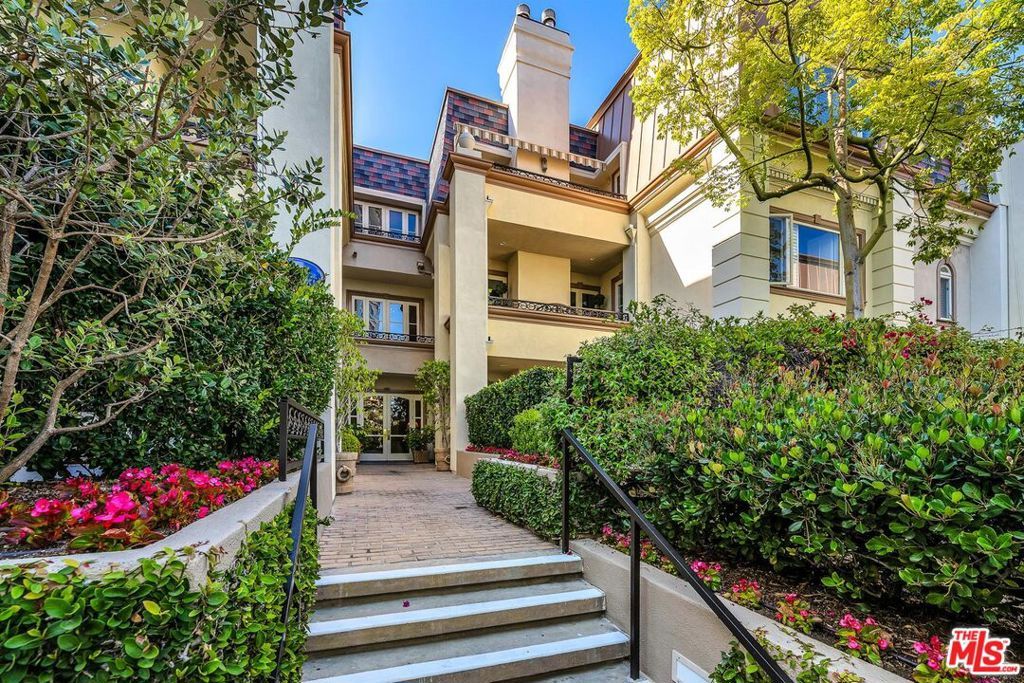 Photo of 10126 Empyrean Way #102, Los Angeles, CA 90067 (MLS # 26831163)