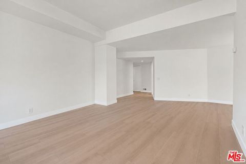 Tiny photo for 7250 Franklin Avenue #507, Los Angeles, CA 90046 (MLS # 26844617)
