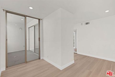 Tiny photo for 7250 Franklin Avenue #507, Los Angeles, CA 90046 (MLS # 26844617)