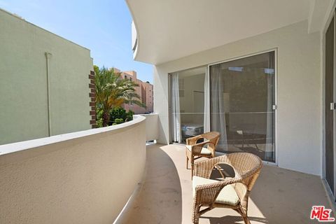 Tiny photo for 7250 Franklin Avenue #507, Los Angeles, CA 90046 (MLS # 26844617)