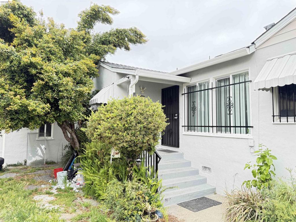 1267 101St Ave