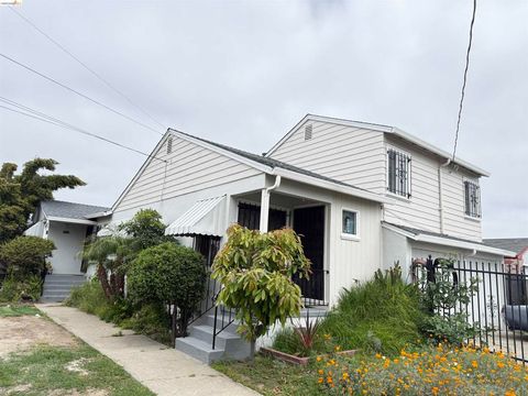 Photo of 1267 101St Ave AVE, Oakland, CA 94603 (MLS # 41134156)