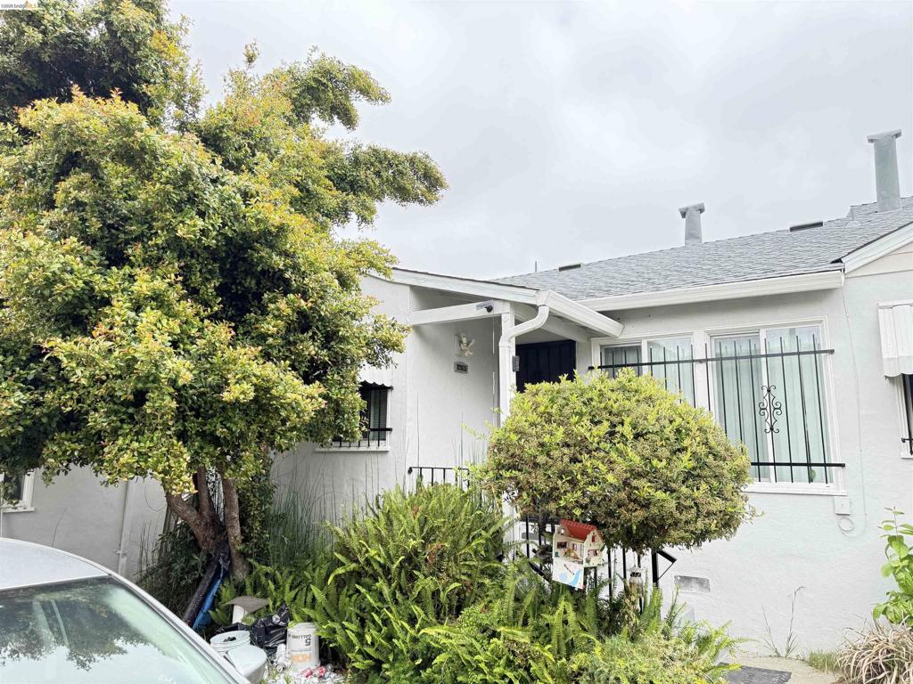 1267 101St Ave
