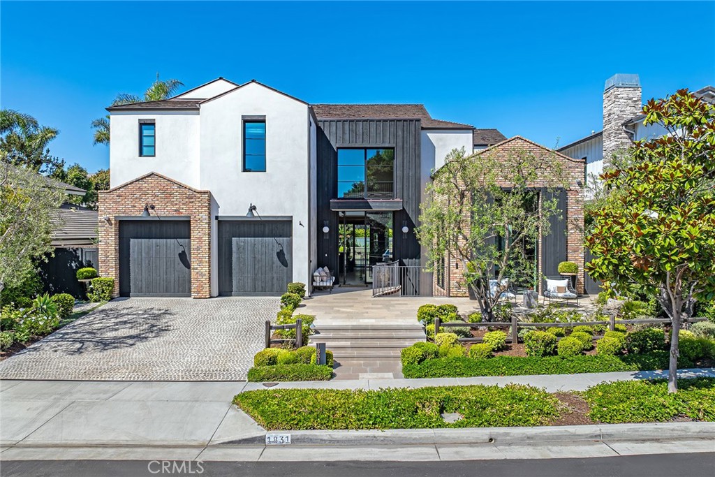 1831 Newport Hills Drive E