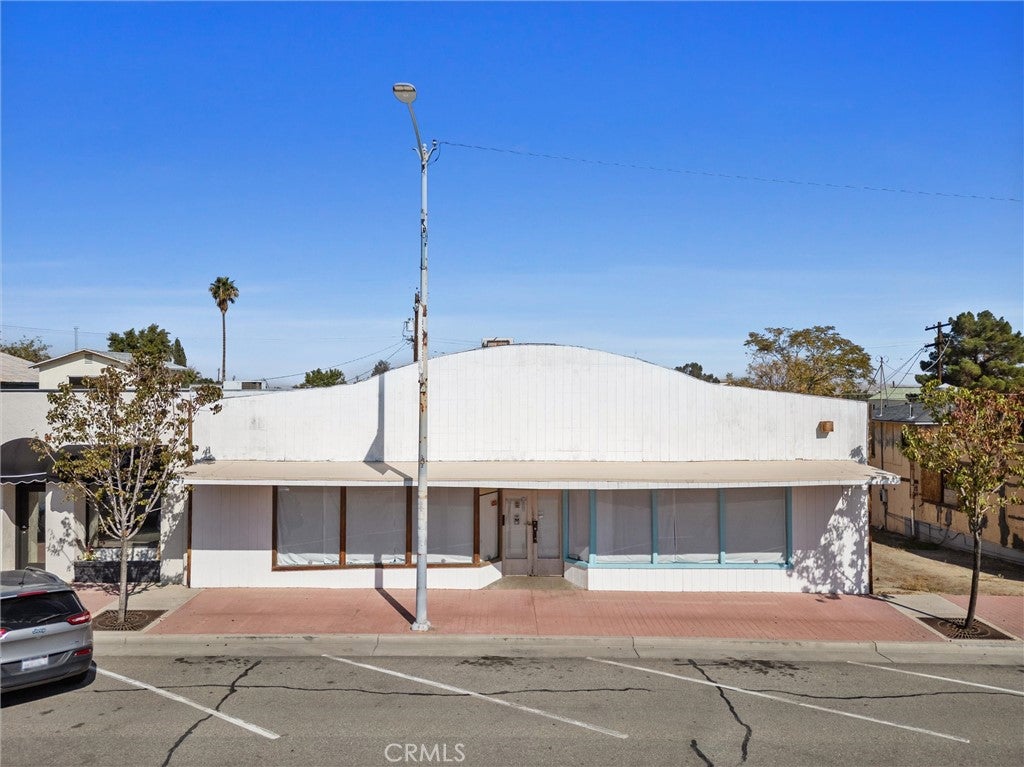 710 Center Street
