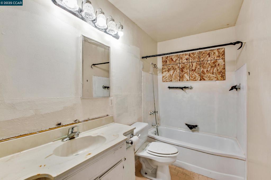 HESPERIAN GARDEN - Residential