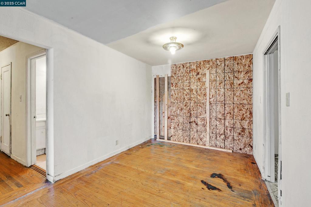 HESPERIAN GARDEN - Residential